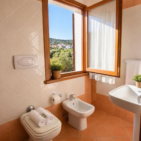Charming 2-bedroom House In Gallura, North-east Sardinia Casa vacanze Santa Teresa di Gallura